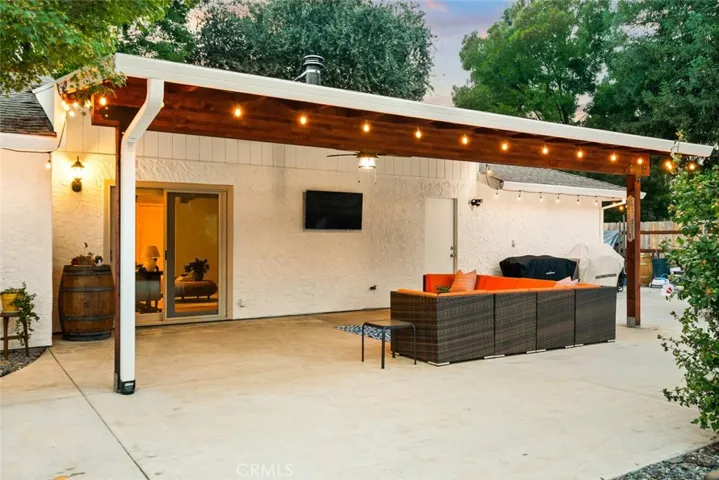 1 Gold Creek Way, Chico, California 95928