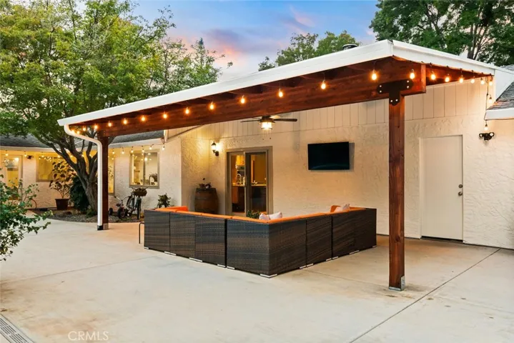 1 Gold Creek Way, Chico, California 95928