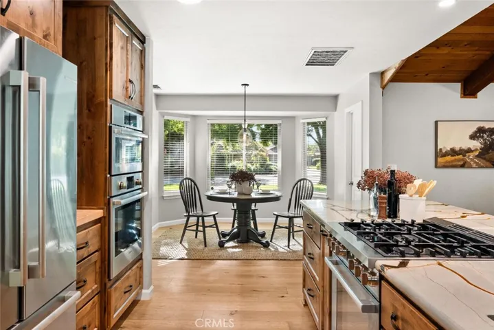 1 Gold Creek Way, Chico, California 95928