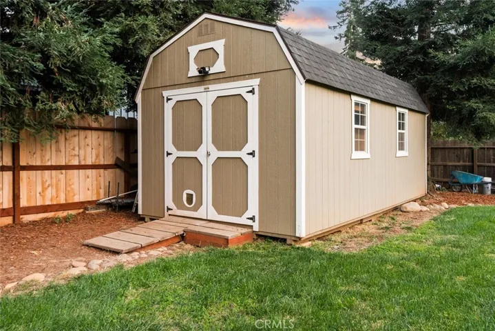 1 Gold Creek Way, Chico, California 95928