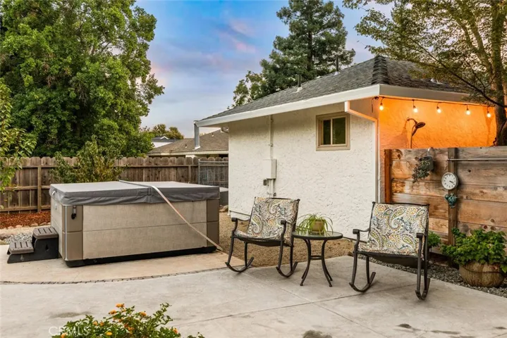 1 Gold Creek Way, Chico, California 95928