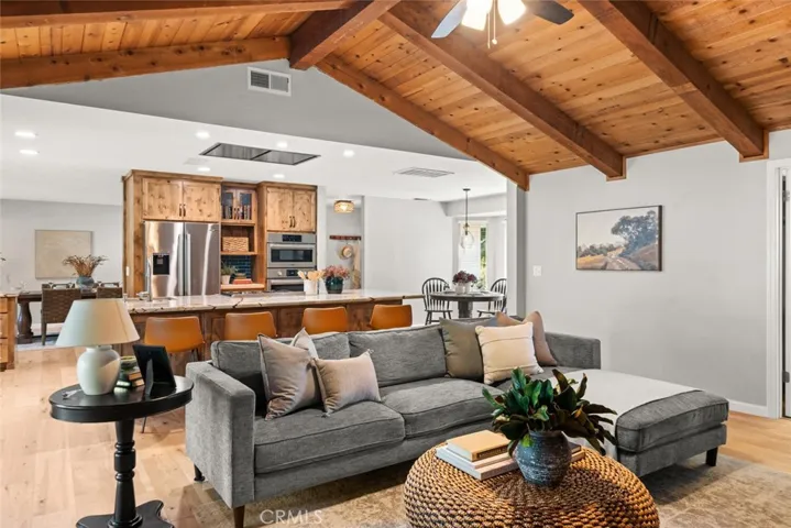 1 Gold Creek Way, Chico, California 95928