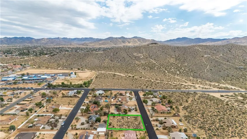 7625 Hilton Avenue, Yucca Valley, California 92284