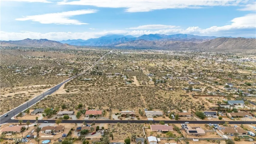 7625 Hilton Avenue, Yucca Valley, California 92284