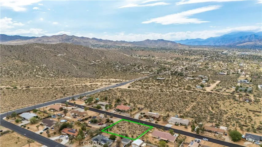 7625 Hilton Avenue, Yucca Valley, California 92284
