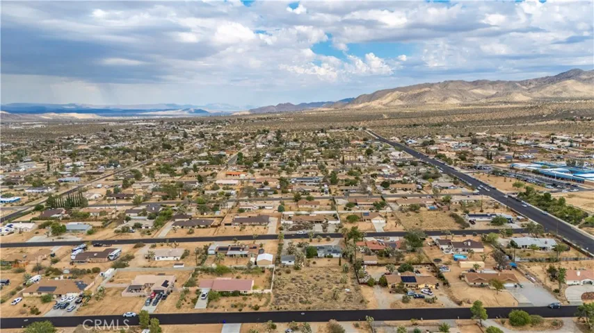 7625 Hilton Avenue, Yucca Valley, California 92284