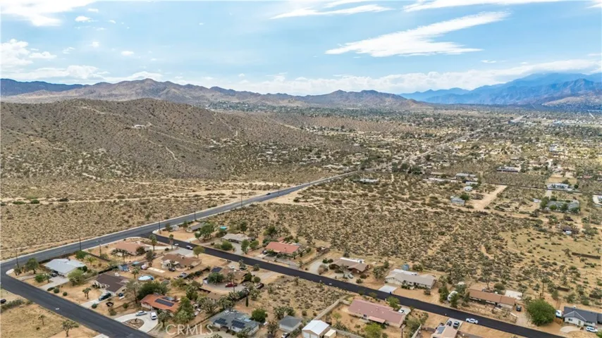 7625 Hilton Avenue, Yucca Valley, California 92284
