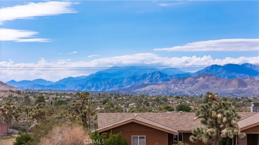 7625 Hilton Avenue, Yucca Valley, California 92284