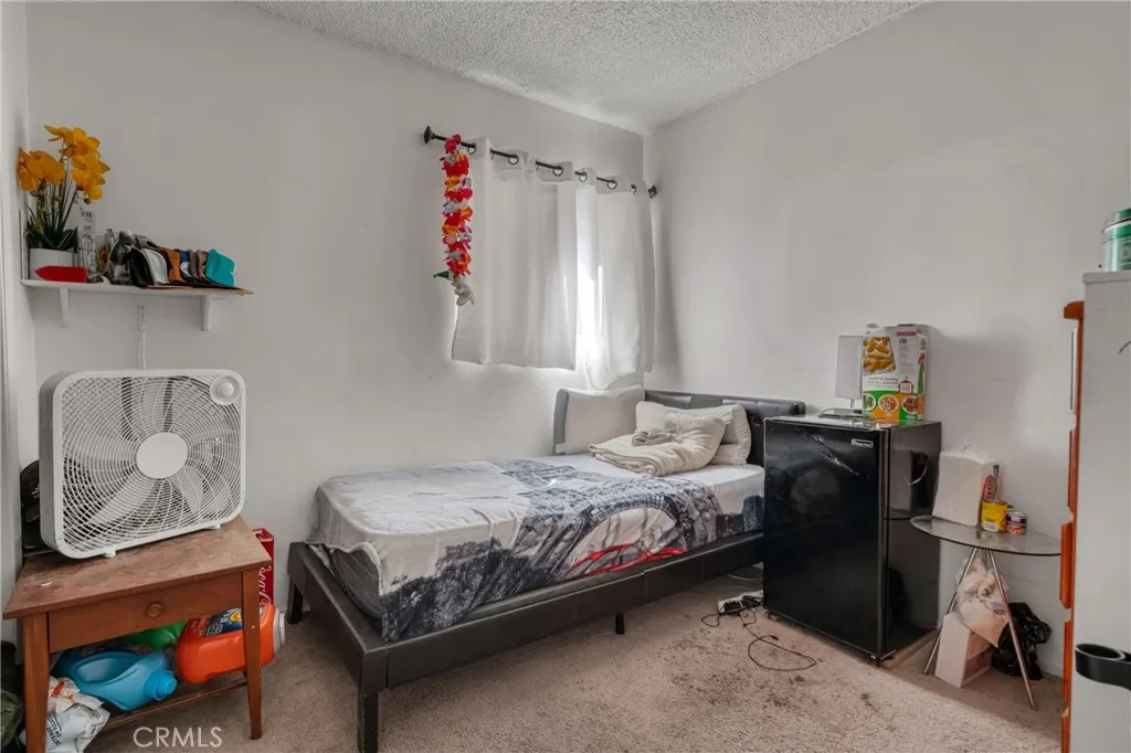 4307 Manhattan Beach, Lawndale, California 90260 home-pic-18