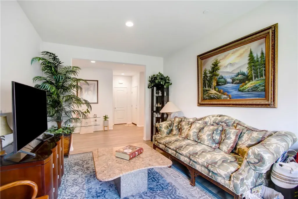 30765 Expedition, Winchester, California 92596 home-pic-10