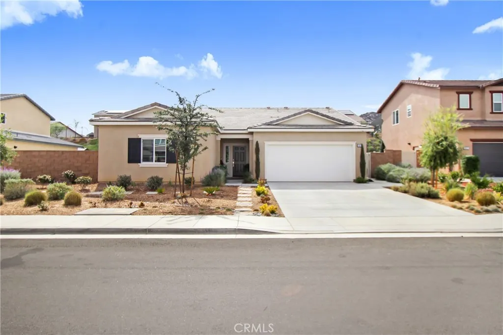 30765 Expedition, Winchester, California 92596 home-pic-1