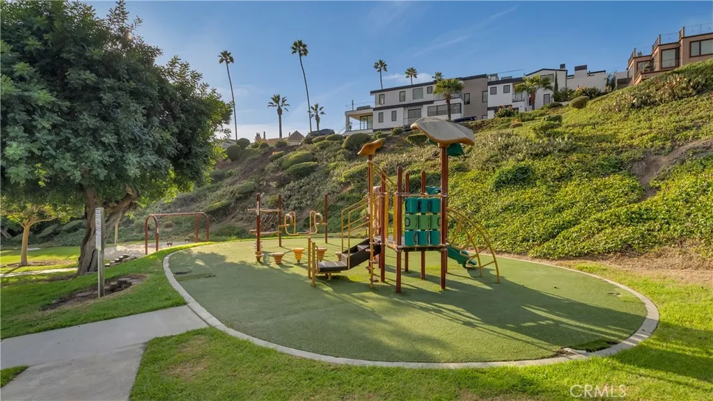 2578 Bungalow Place, Corona Del Mar, California 92625 home-pic-40