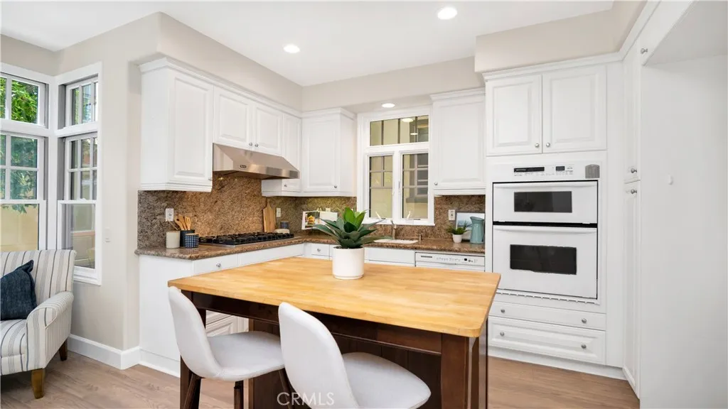2578 Bungalow Place, Corona Del Mar, California 92625 home-pic-30