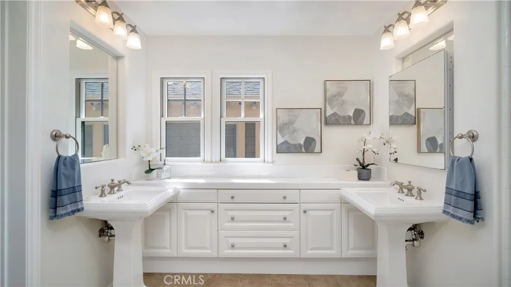 2578 Bungalow Place, Corona Del Mar, California 92625 home-pic-10