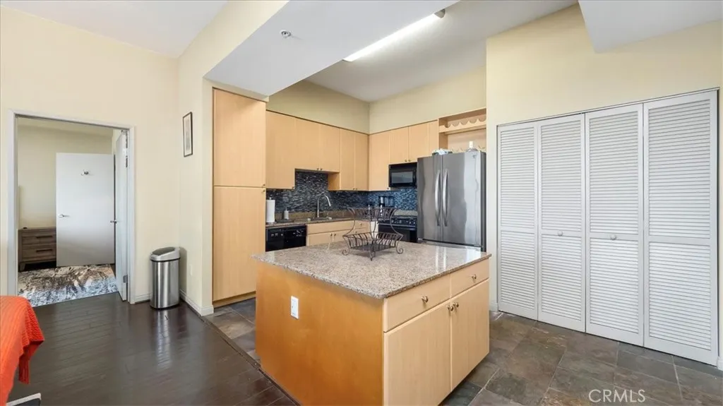 488 E Ocean 708, Long Beach, California 90802 home-pic-2