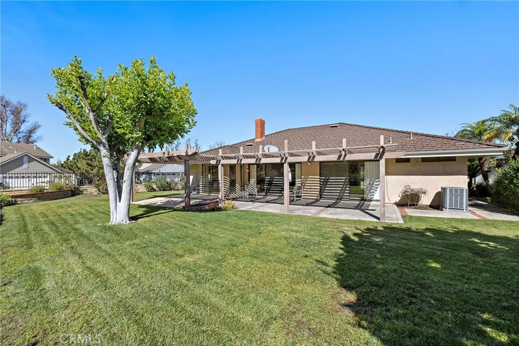 450 S Mountain Glen Road, Anaheim, California 92807 home-pic-40