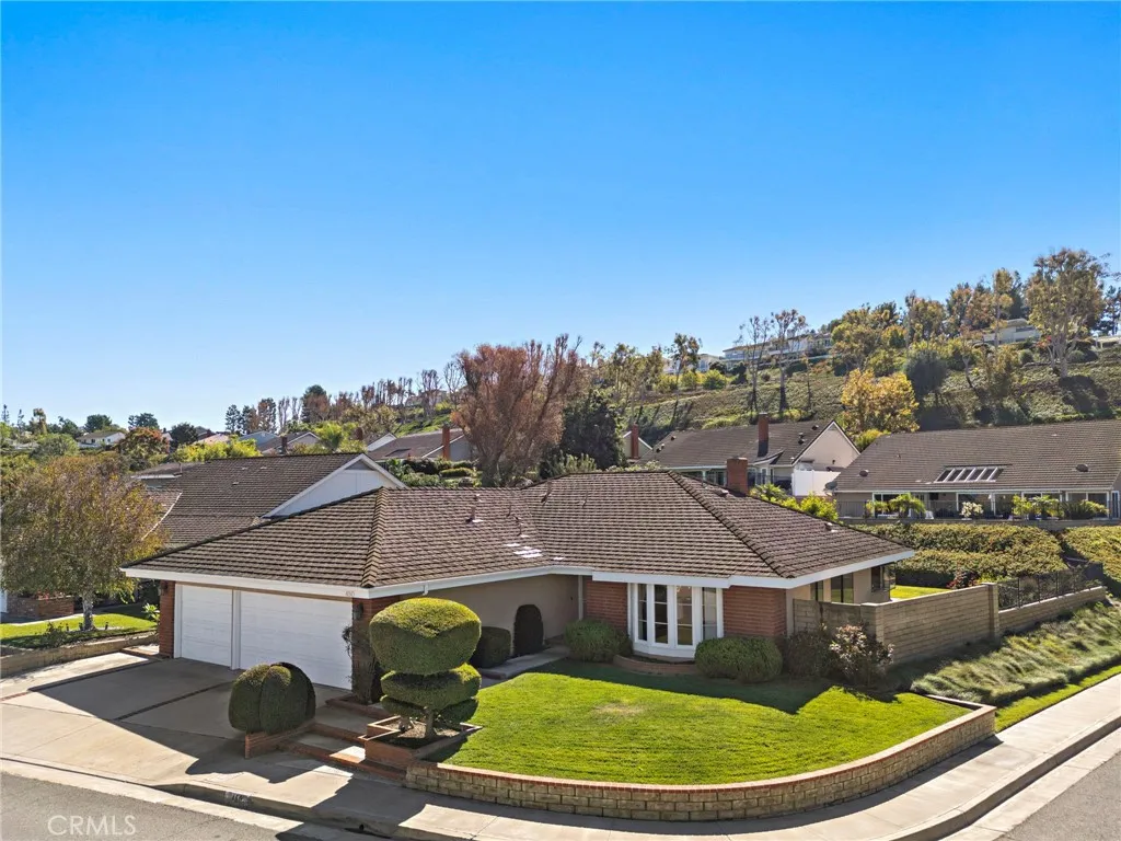 450 S Mountain Glen Road, Anaheim, California 92807 home-pic-0