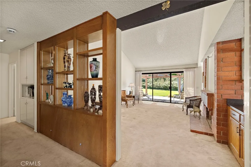 450 S Mountain Glen Road, Anaheim, California 92807 home-pic-15