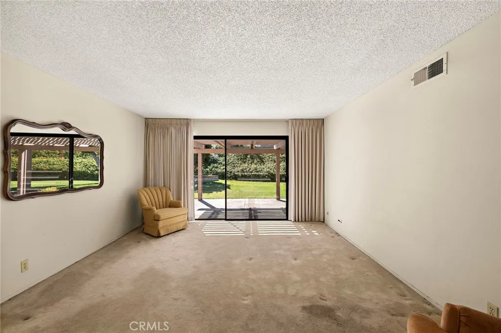 450 S Mountain Glen Road, Anaheim, California 92807 home-pic-27