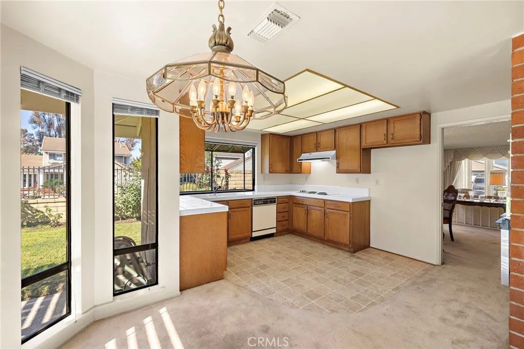 450 S Mountain Glen Road, Anaheim, California 92807 home-pic-22