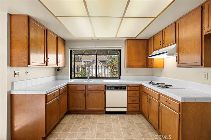 450 S Mountain Glen Road, Anaheim Hills, California 92807