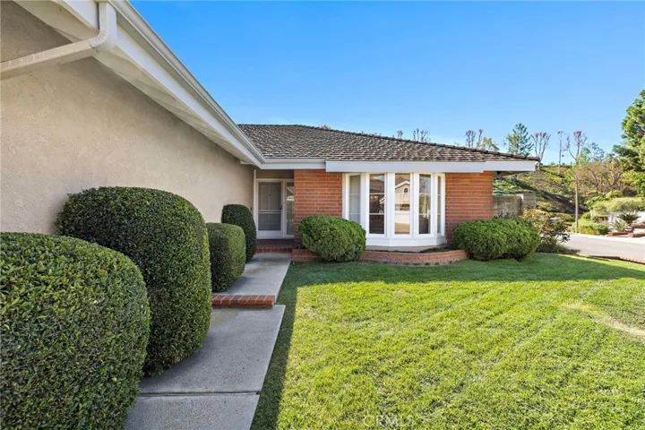 450 S Mountain Glen Road, Anaheim Hills, California 92807