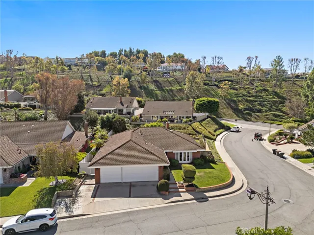 450 S Mountain Glen Road, Anaheim Hills, California 92807