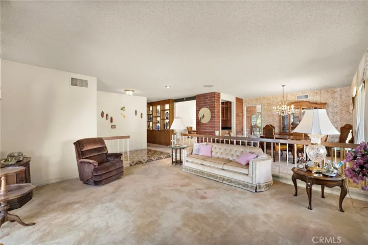 450 S Mountain Glen Road, Anaheim Hills, California 92807