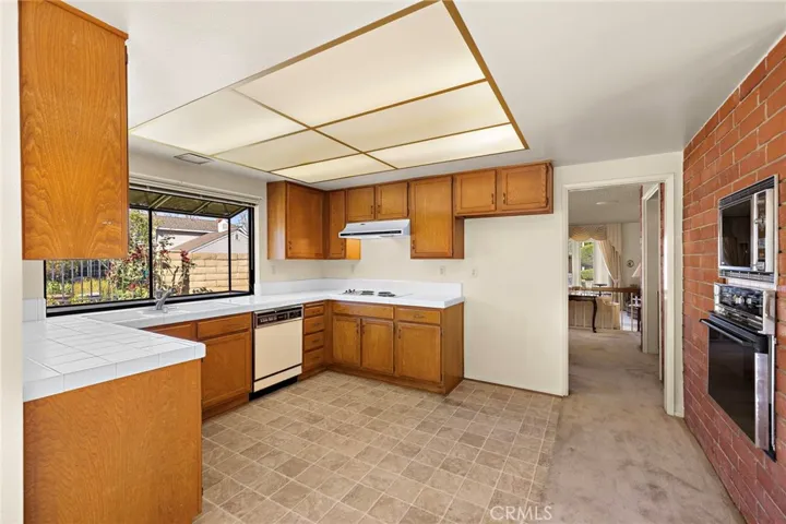 450 S Mountain Glen Road, Anaheim Hills, California 92807