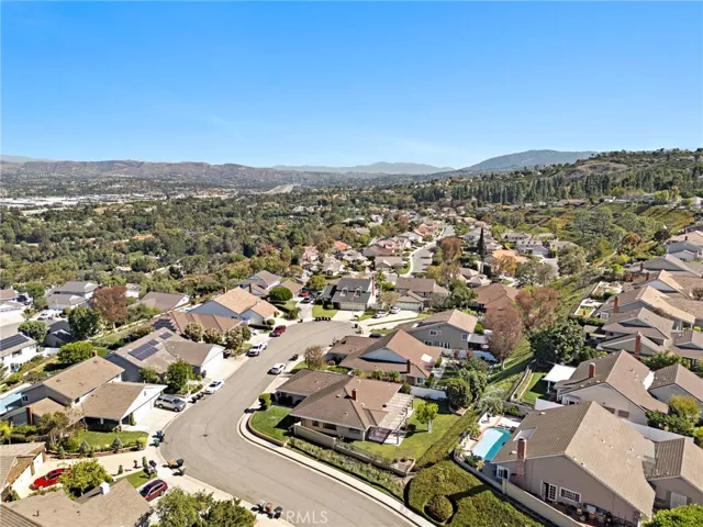 450 S Mountain Glen Road, Anaheim Hills, California 92807