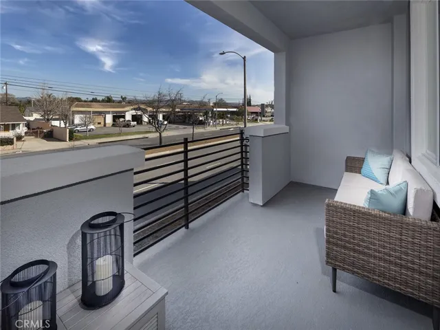 Photo is not of the actual home, but is an inspirational photo of builder’s model home and may depict options, furnishings, and/or decorator features that are not included