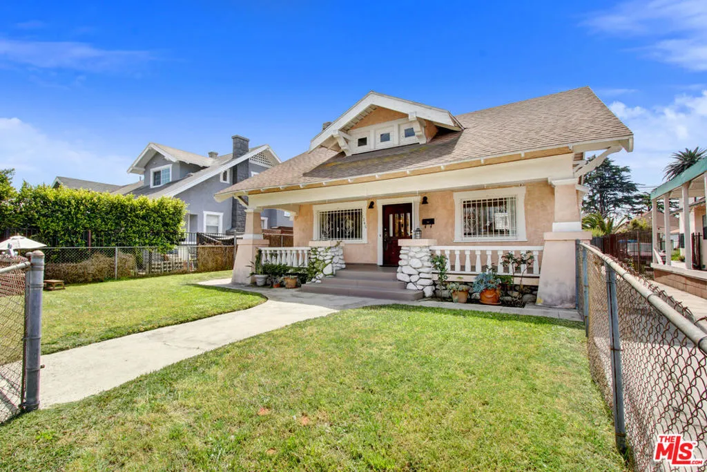 1246 W 48th Street, Los Angeles, California 90037 home-pic-23