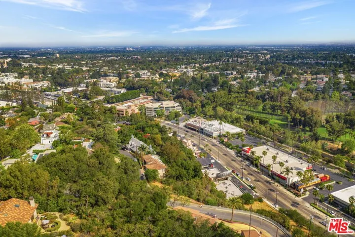 4036 Sunswept Drive, Studio City, California 91604