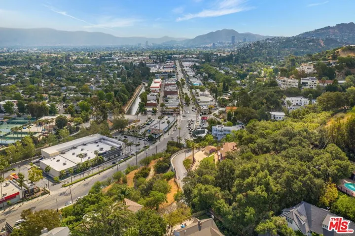 4036 Sunswept Drive, Studio City, California 91604