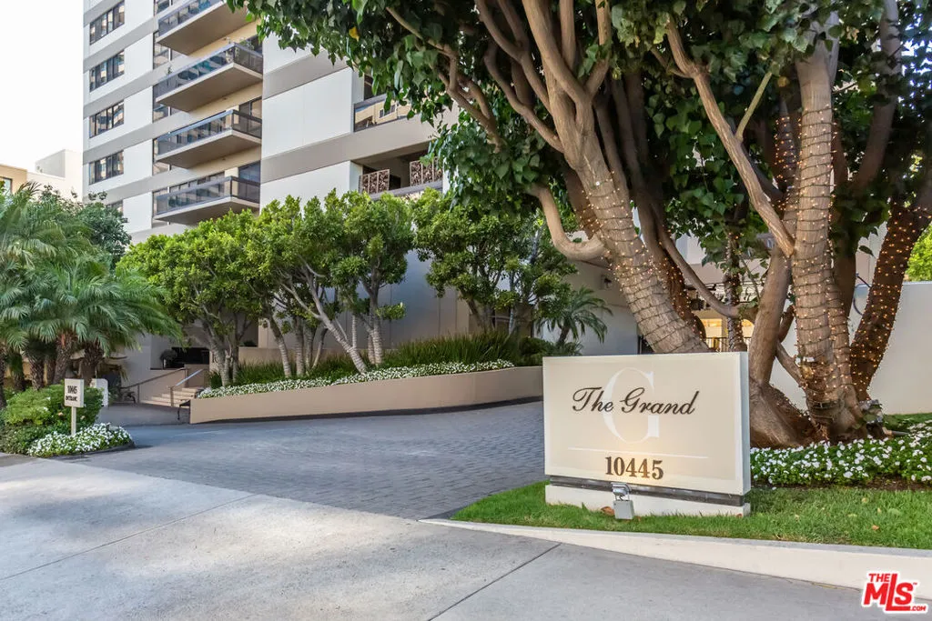 10445 Wilshire Boulevard 1806, Los Angeles, California 90024 home-pic-1