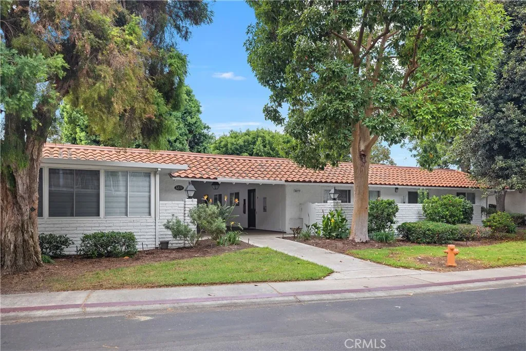 3277 San Amadeo A, Laguna Woods, California 92637 home-pic-7