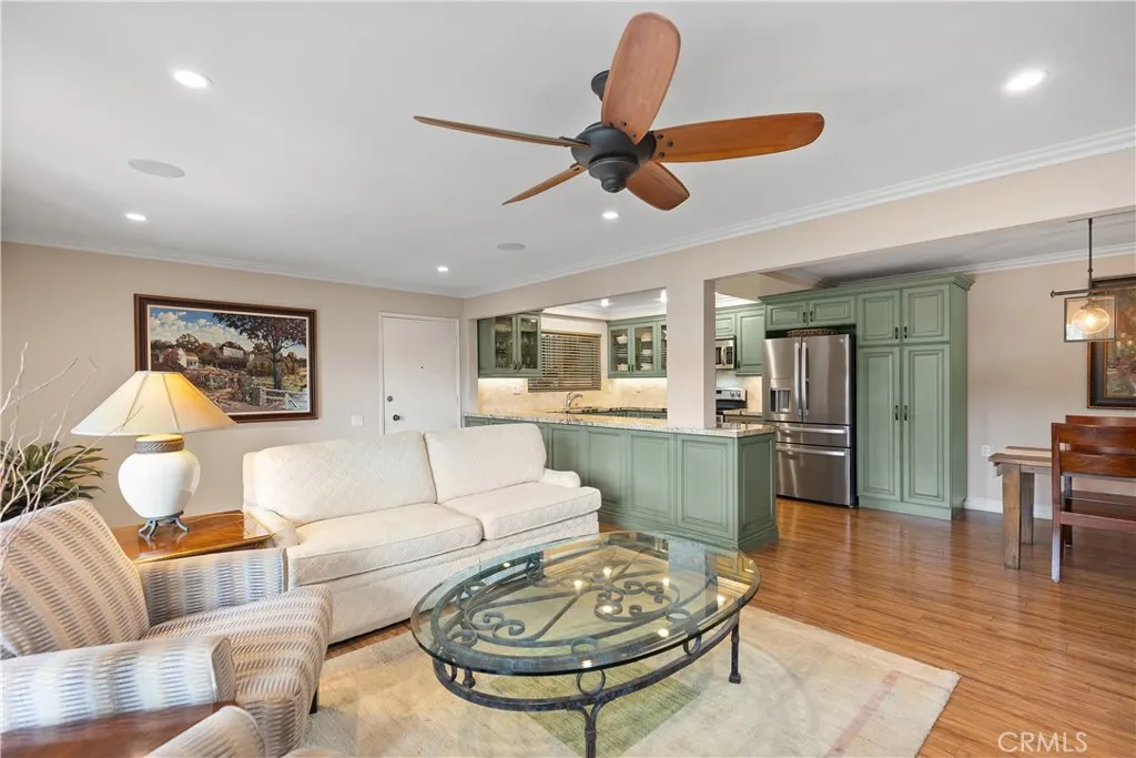 3277 San Amadeo A, Laguna Woods, California 92637 home-pic-2
