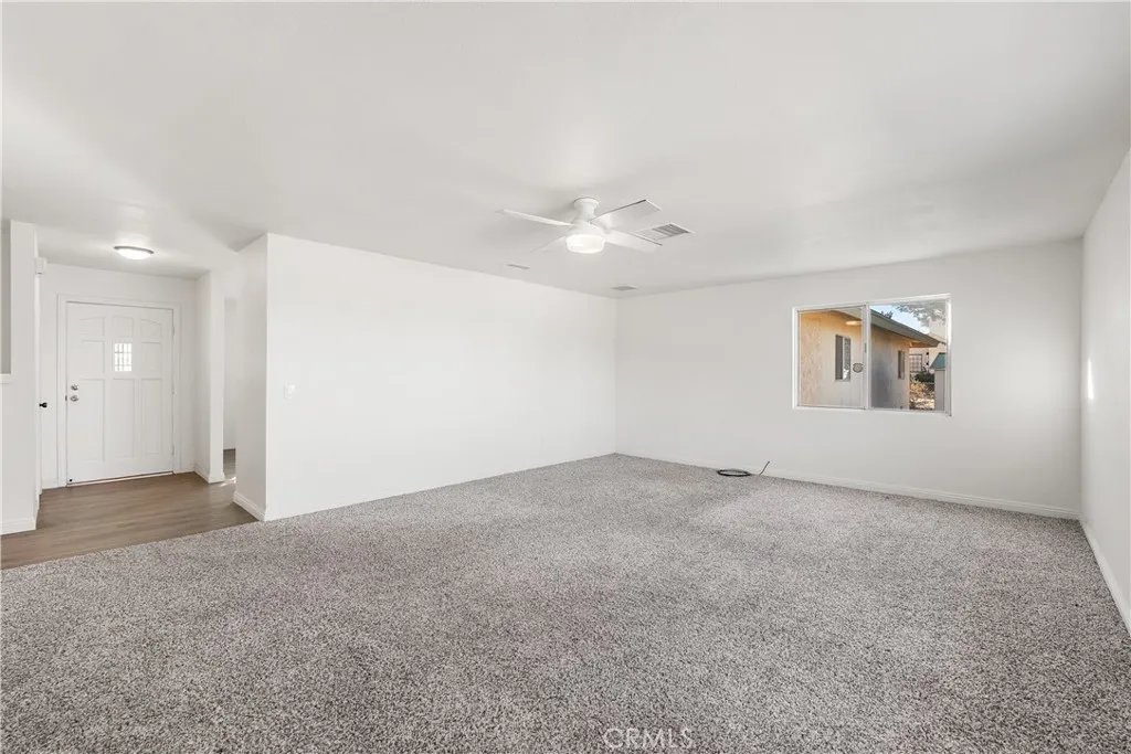 9459 E Avenue T2, Littlerock, California 93543 home-pic-39