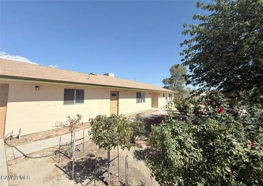 9459 E Avenue T2, Littlerock, California 93543 home-pic-5