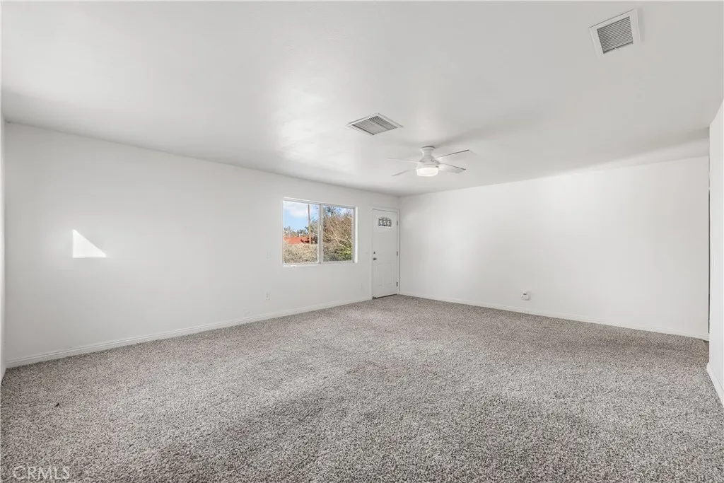 9459 E Avenue T2, Littlerock, California 93543 home-pic-38