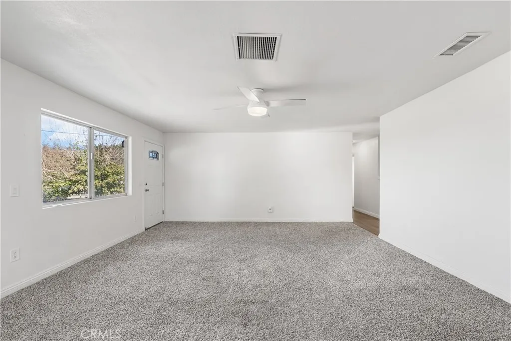 9459 E Avenue T2, Littlerock, California 93543 home-pic-32