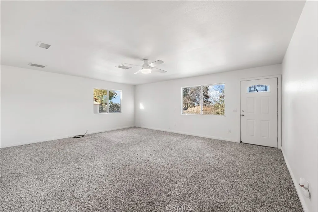 9459 E Avenue T2, Littlerock, California 93543 home-pic-35