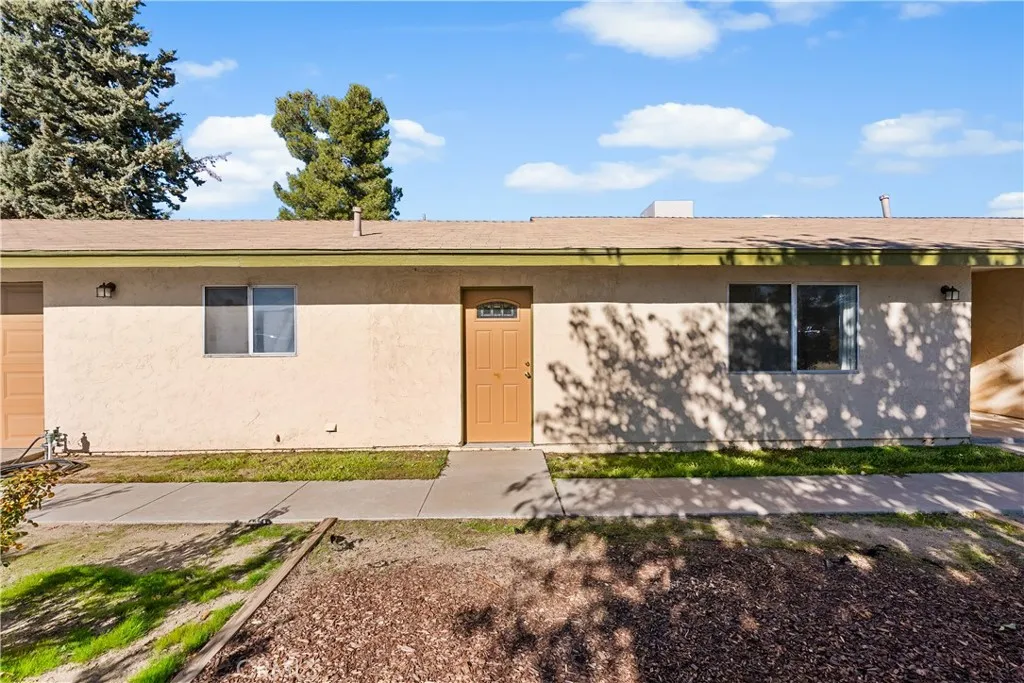 9459 E Avenue T2, Littlerock, California 93543 home-pic-1