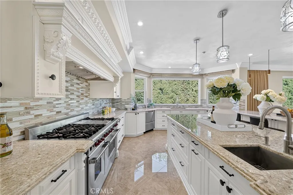 2463 Abadejo, La Verne, California 91750 home-pic-18