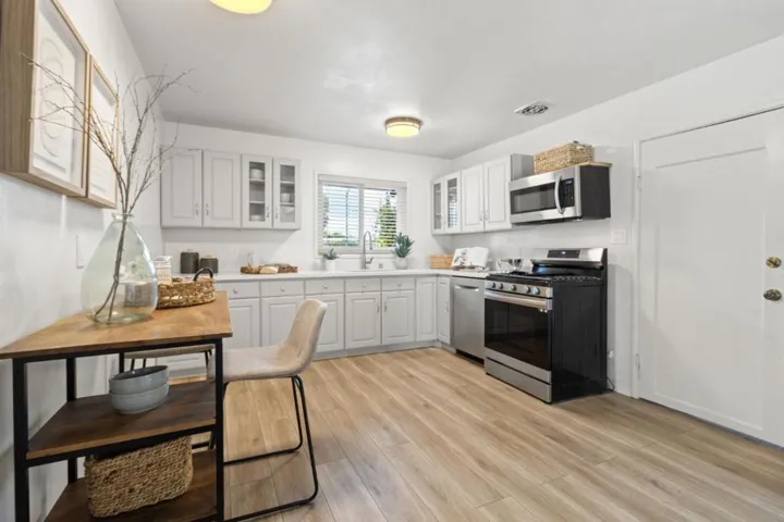 1418 Hancock Avenue, San Mateo, California 94403