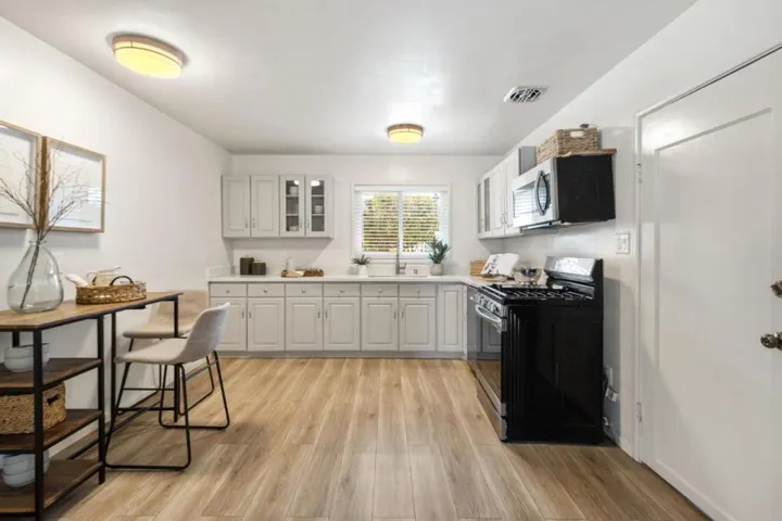 1418 Hancock Avenue, San Mateo, California 94403