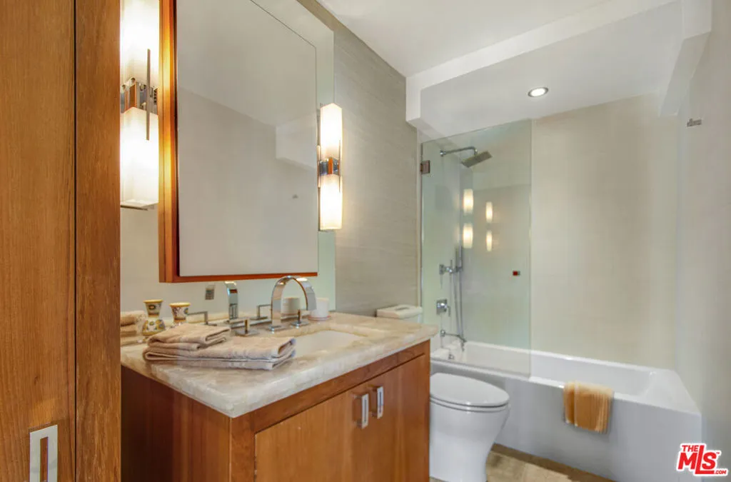 201 Ocean Avenue 301p, Santa Monica, California 90402 home-pic-33