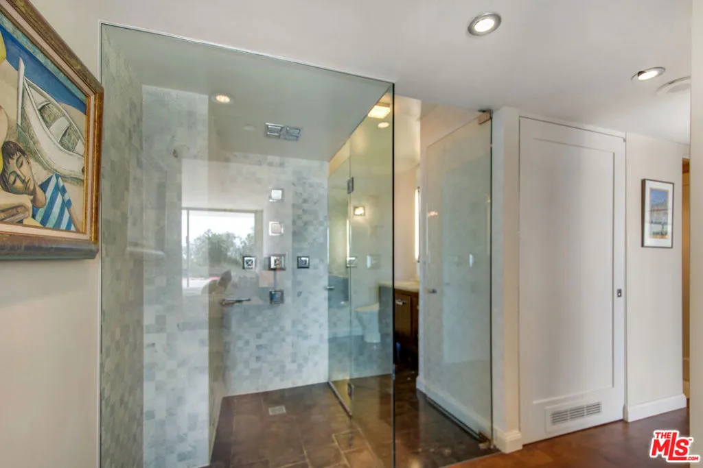 201 Ocean Avenue 301p, Santa Monica, California 90402 home-pic-26