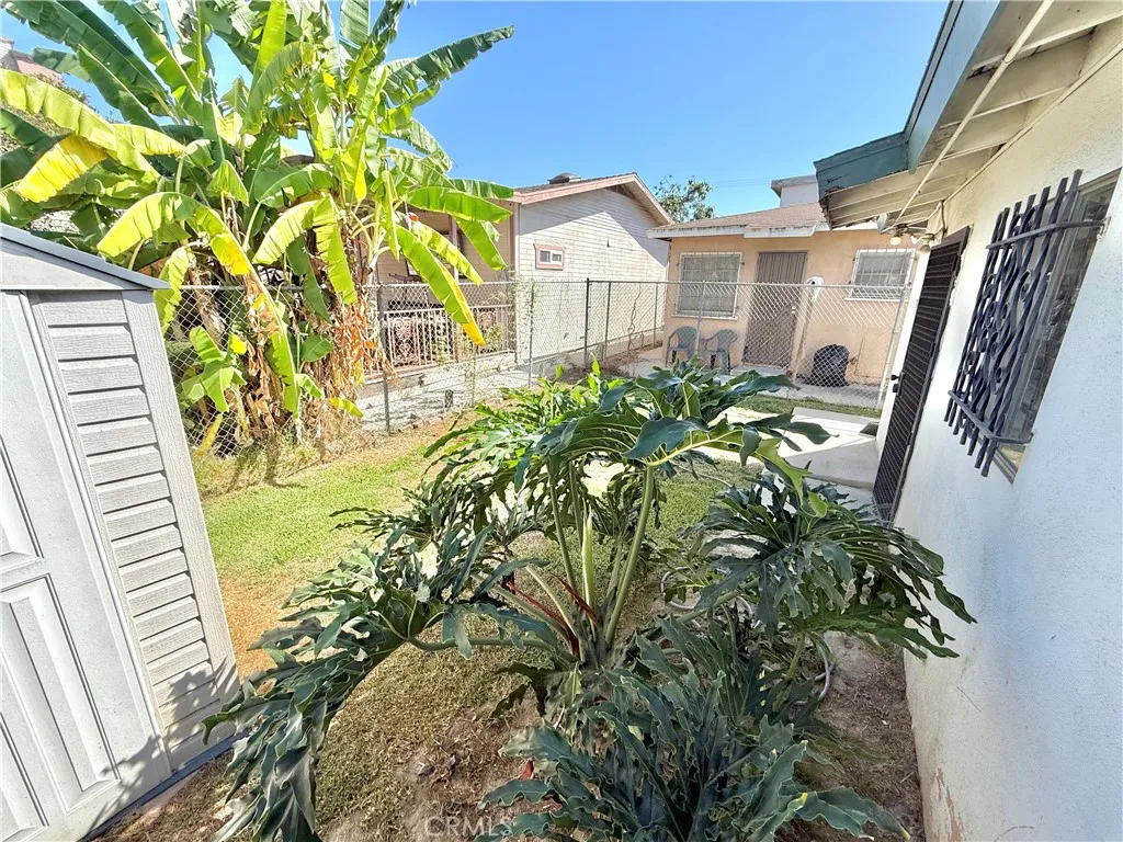 1872 Lemon Avenue, Long Beach, California 90806 home-pic-14