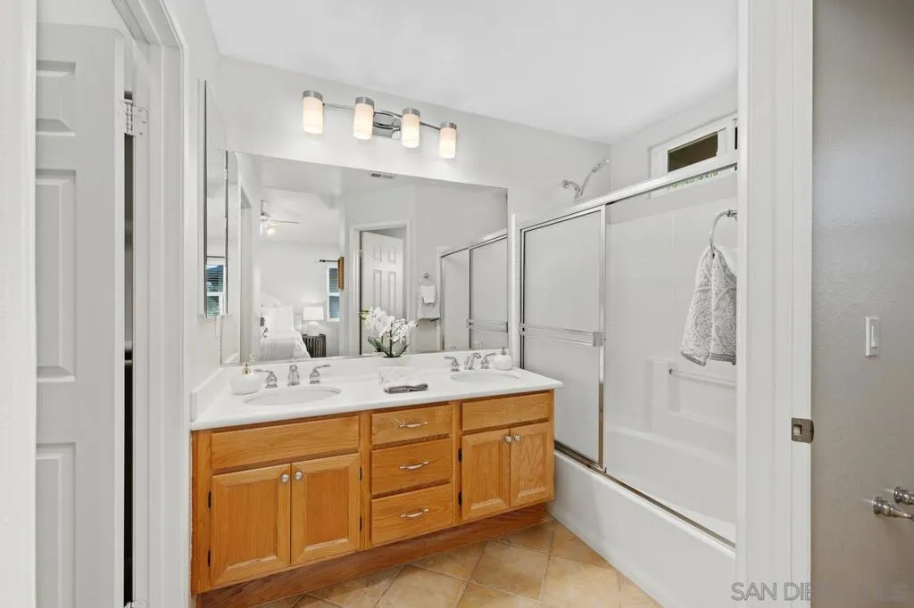 , San Diego, California 92131 home-pic-17